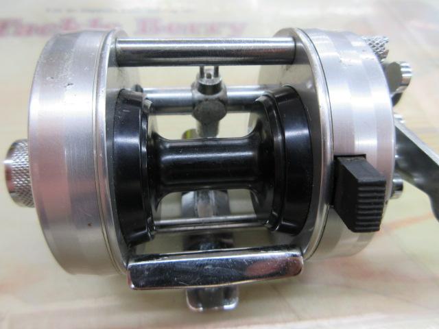 ｱﾝﾊﾞｻﾀﾞｰ2500Cｼﾙﾊﾞｰ