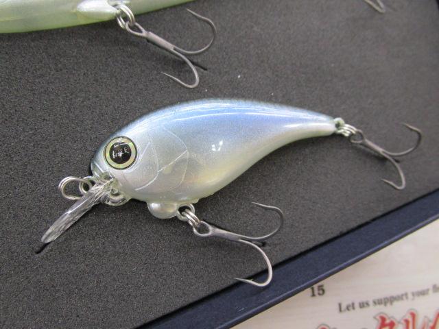 ｺﾝﾌﾟﾘｰﾄｾｯﾄA別注ﾏｼﾞｯｸｼｬｯﾄﾞ
