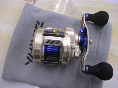 美品です 送料込み即決 ダイワ ミリオネア バサラ 100H-L