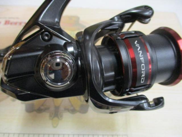 【中古品】 シマノ 20 ヴァンフォード 3000MHG シマノ(SHIMANO) 20 ヴァンフォード 3000MHG ○完売しました