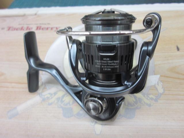 23AIRTY SF1000s_p 新品未使用 楽天市場】 ダイワ(Daiwa) 23AIRITY エアリティ ST SF1000S-P