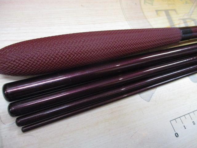 紅月 18