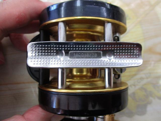5601C4 HyperWinch ﾌﾞﾗｯｸ/ｺﾞｰﾙﾄﾞ