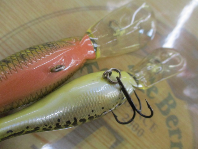 【SALE】メガバス 各種 41個セット 年代物 オールド オールドメガバス 色々入りました | ランブルフィッシュのブログ
