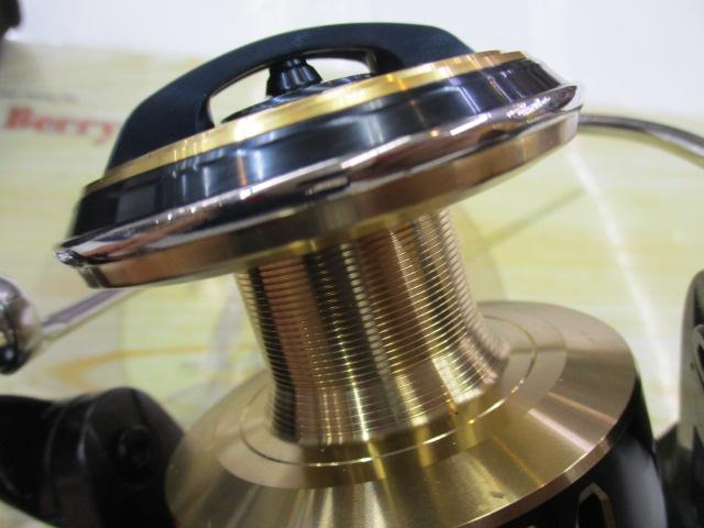 【セット商品】 25ソルティガ 8000-H +オマケ