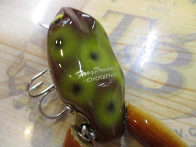 ウッデンフロッグ