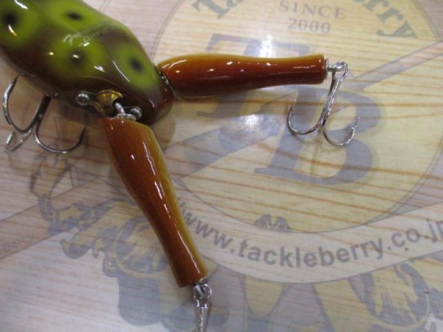 ウッデンフロッグ