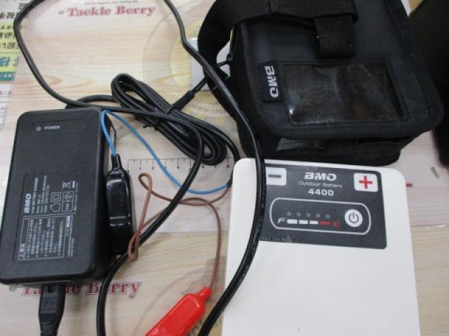 バッテリーチャージャー