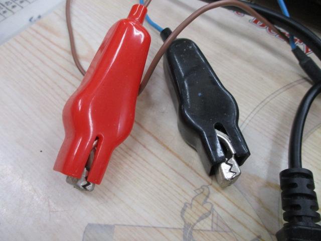 バッテリーチャージャー