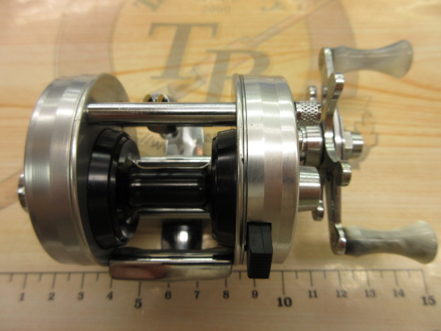 2500C IAR ｼﾙﾊﾞｰ