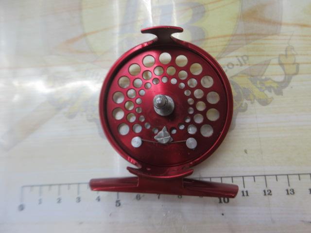 ｸﾞﾚｰｽ ﾀﾞｰｸﾚｯﾄﾞ