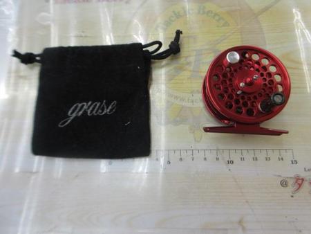 ｸﾞﾚｰｽ ﾀﾞｰｸﾚｯﾄﾞ