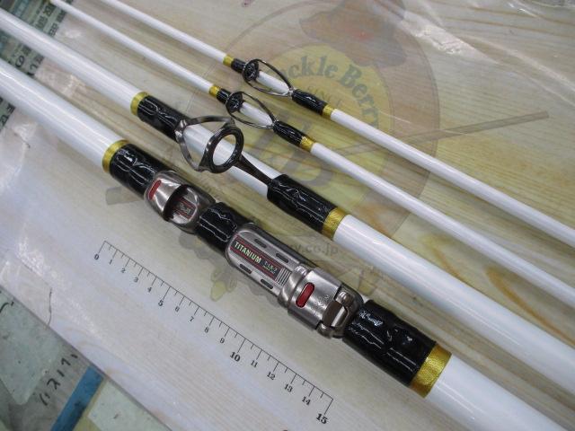 ｷｽｽﾍﾟｼｬﾙ 405CX(ｽﾄﾘｯﾌﾟ)