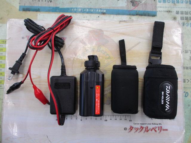 ﾘﾁｳﾑﾊﾞｯﾃﾘｰ充電器