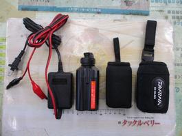 ﾘﾁｳﾑﾊﾞｯﾃﾘｰ充電器