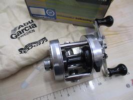 ｱﾝﾊﾞｻﾀﾞｰ2500Cｼﾙﾊﾞｰ